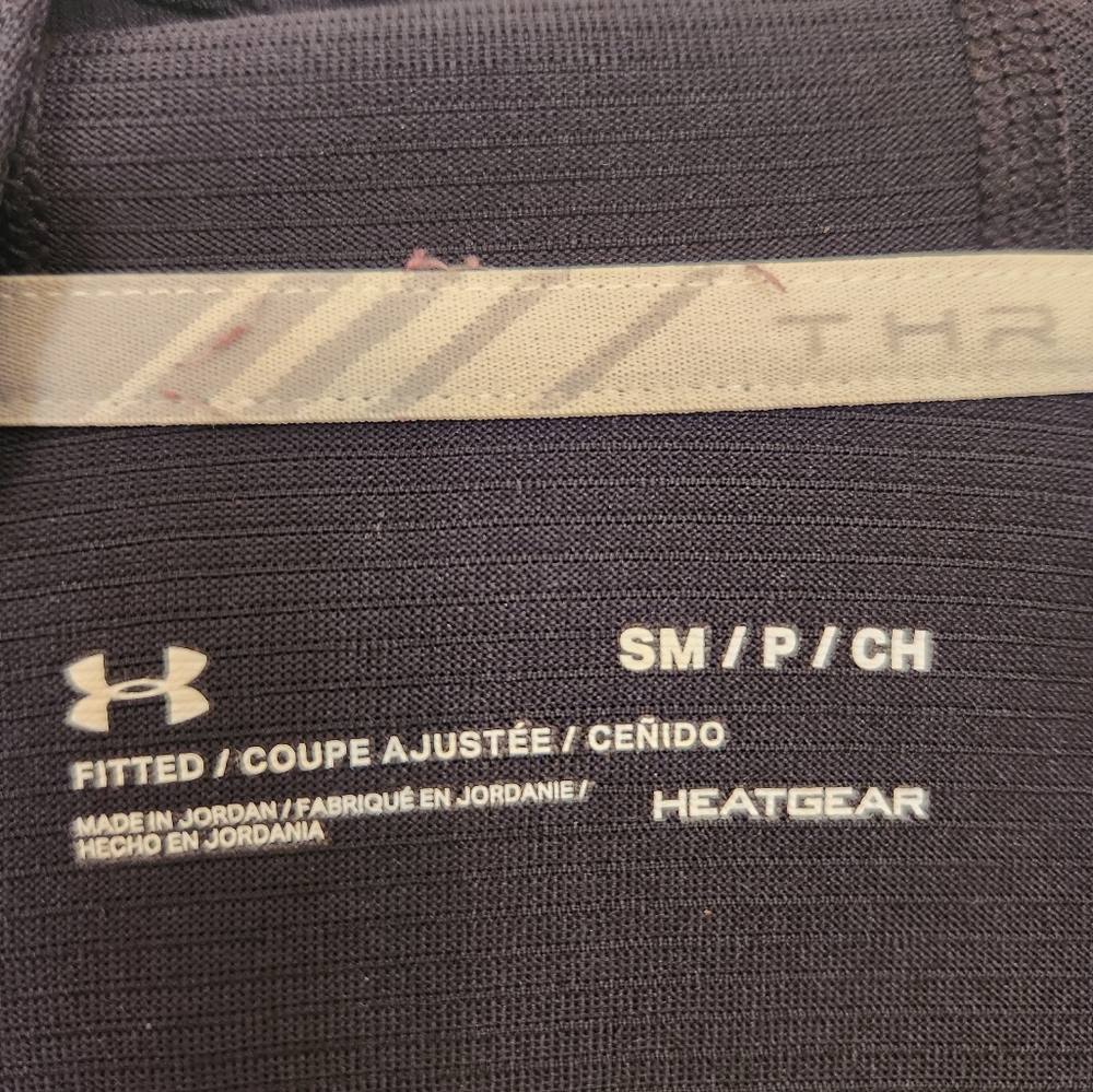 Barely worn long sleeve heat gear under armour